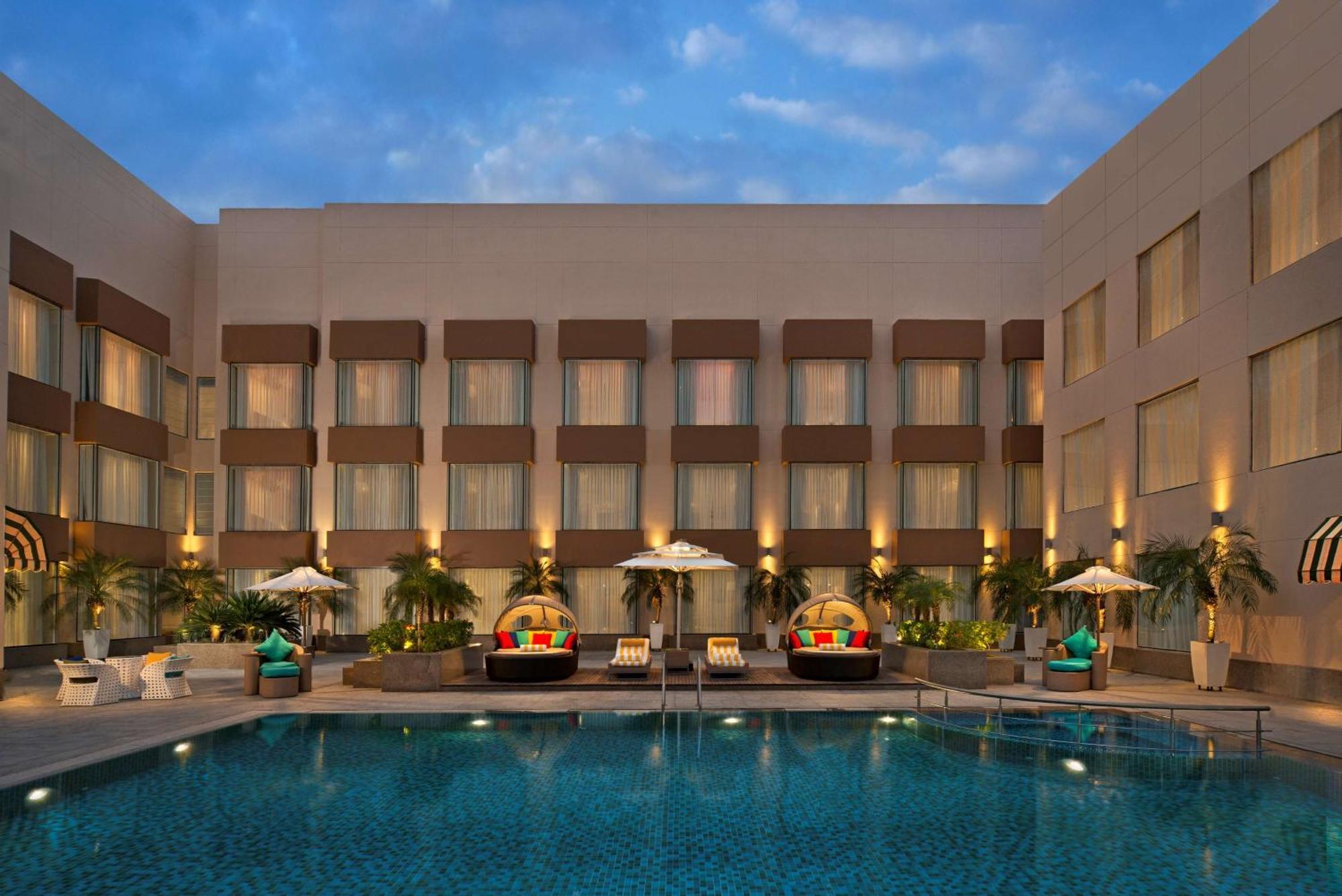 Park Inn By Radisson Amritsar Airport Exterior foto